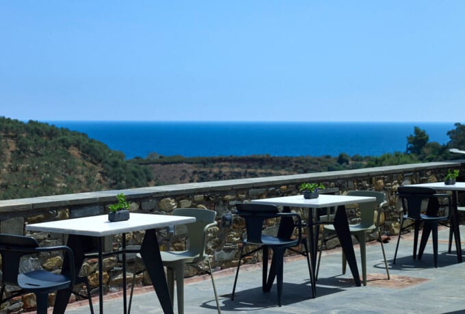 Mouries Restaurant_outdoor1