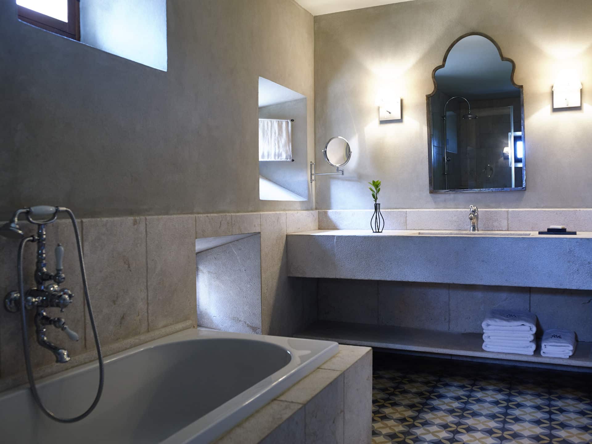 master_residence_Kinsterna236138V-Paterakis