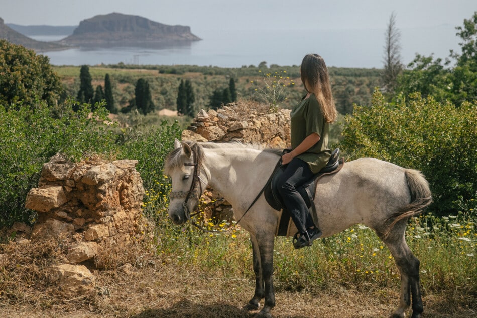 Horseriding---Kinsterna-Hotel