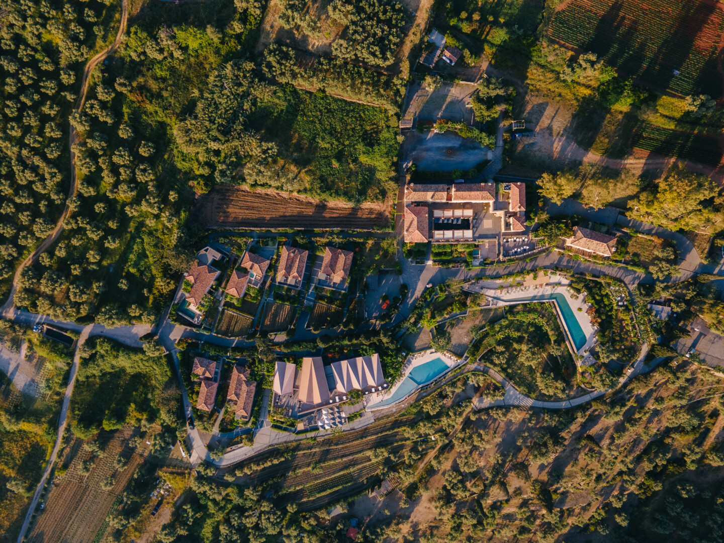 Kinsterna Hotel - aerial view