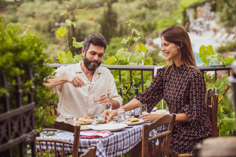 Kinsterna Hotel - Dining in Linos Tavern